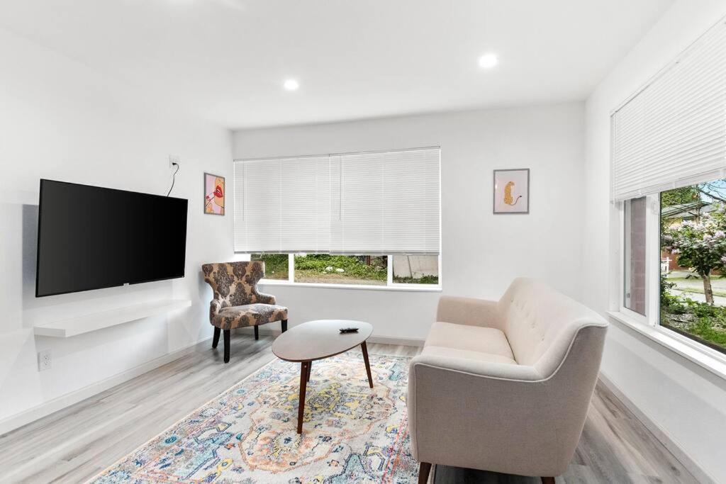 Hillside In Seattle - Updated And Well Appointed. Екстер'єр фото